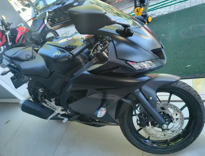 Yamaha YZF R-15 155 ABS