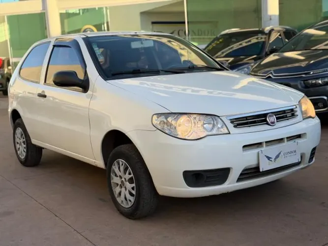 Fiat Palio 1.0 Celebr. Economy F.flex 8V 2P 2016