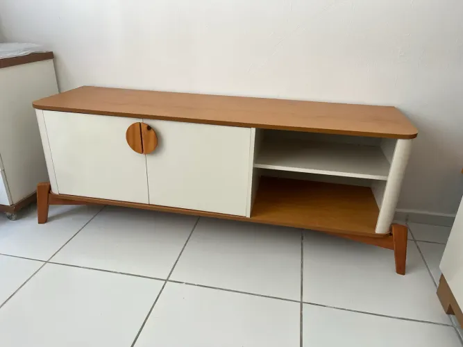 RACK MODERNO