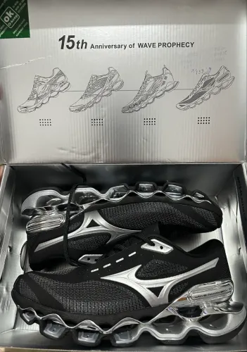 TROCO EM PS5 TÊNIS MIZUNO WAVE PROPHECY 15 SE TAMANHO 43 (SEM USO).