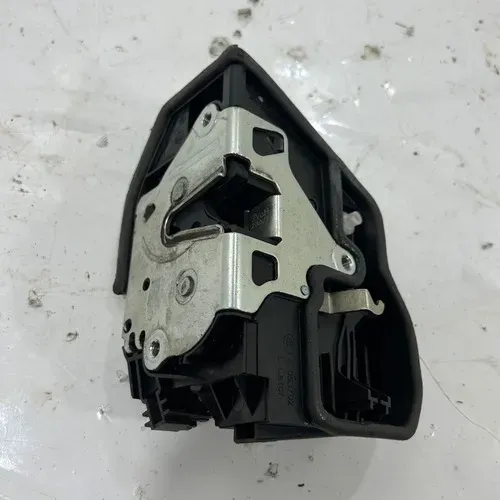 Fechadura Elétrica Porta Dianteira Esquerda Bmw 120i 2014 16