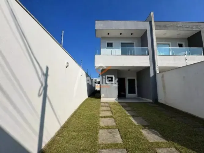 Casa Duplex à venda em Morada de Laranjeiras - Serra/ES | 3 Quartos com Suíte | 155 m².