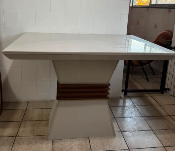 Mesa de jantar + cadeiras