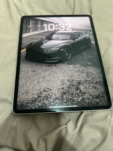 iPad Pro 6 gen 12.9?