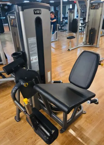 Cadeira Extensora VR1 Cybex