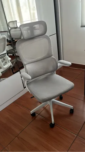 Vendo CADEIRA ERGONÔMICA