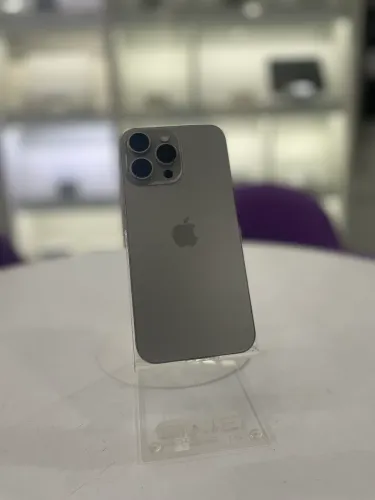iPhone 16 Pro Max 512 GB Natural Titânio - Seminovo - Bateria 100%