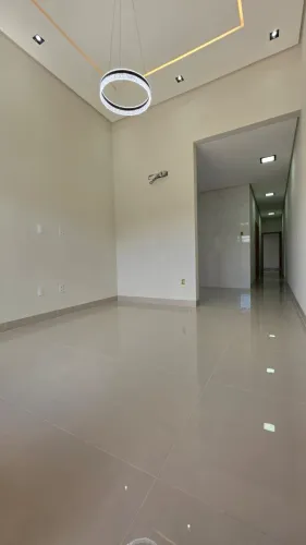 Casa Nova à Venda - Próxima ao Hospital do Amor e Faculdades