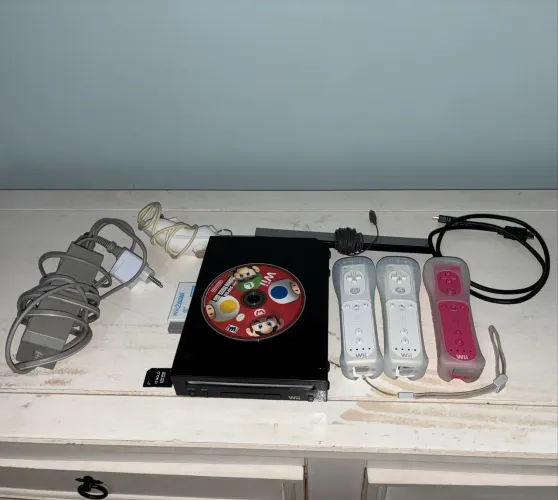 Nintendo Wii desbloqueado + acessórios