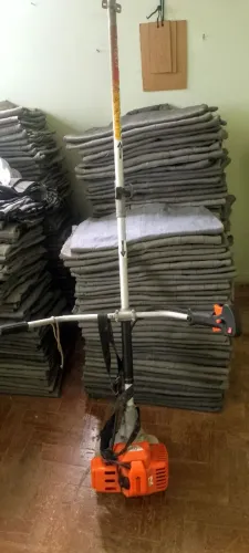 Roçadeira INTECH 1 Ano de uso