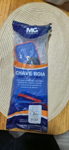 Chave boia para ligar e desligar bombas de água
