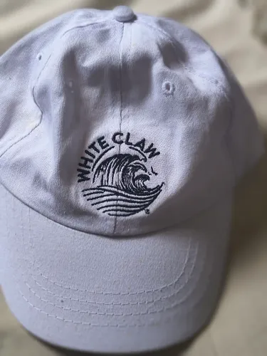 Boné White Claw branco