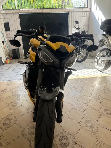 Street triple 765 rs 23/23