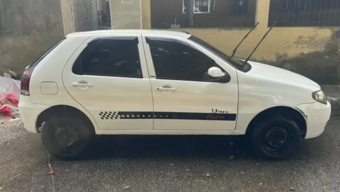 Fiat Palio 1.0 Economy Fire Flex 8V 4P 2013