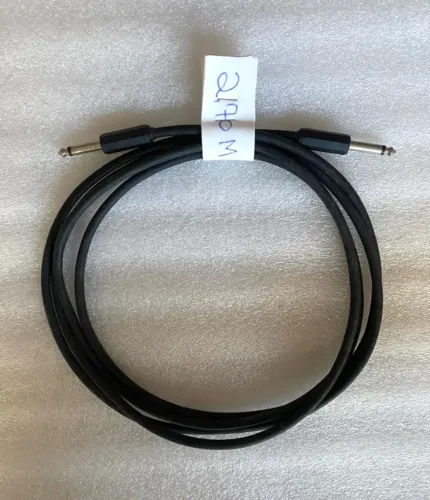 Cabos P10-P10 Para Conexão de Instrumentos e equipamentos de Áudio