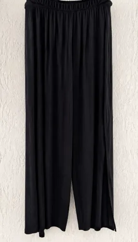 Calça preta tecido viscose abertura lateral (42)