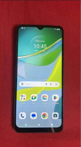 Moto E13 64 gigas