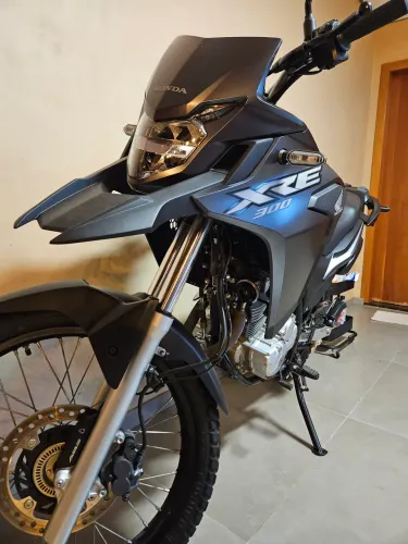 XRE 300 ABS