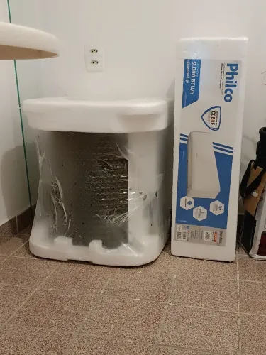 Ar condicionado novo na caixa Philco 900Btu