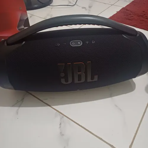Bombox 3