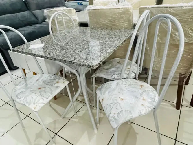 Mesa de granito 70 por 70