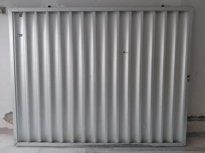 Portão de aluminio