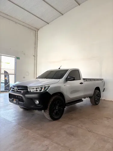Toyota Hilux Chassi 4X4 2.8 TDI Diesel Aut. 2025