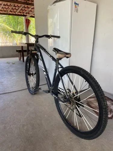 Bike boa , pra vender no precinho