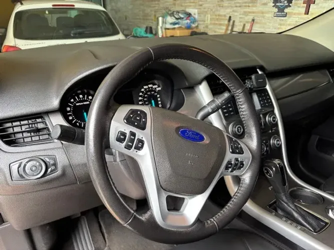Ford Edge SEL 3.5 V6 24V FWD Aut. 2012