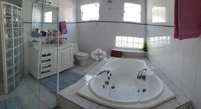 Casa Triplex à Venda | Vargem do Bom Jesus - Florianópolis