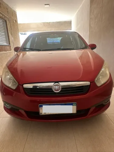 Fiat Grand Siena Essence 1.6 Flex 16V 2013