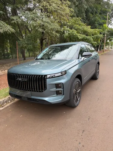 Jaecoo 7 / J7 Luxury 1.5 TB 16V AUT 5P (híbrido) 2026