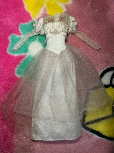 Vestido da Barbie rapulzel noiva 