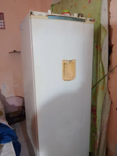 Geladeira bom