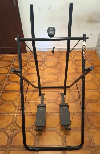 Simulador de caminhada elíptico