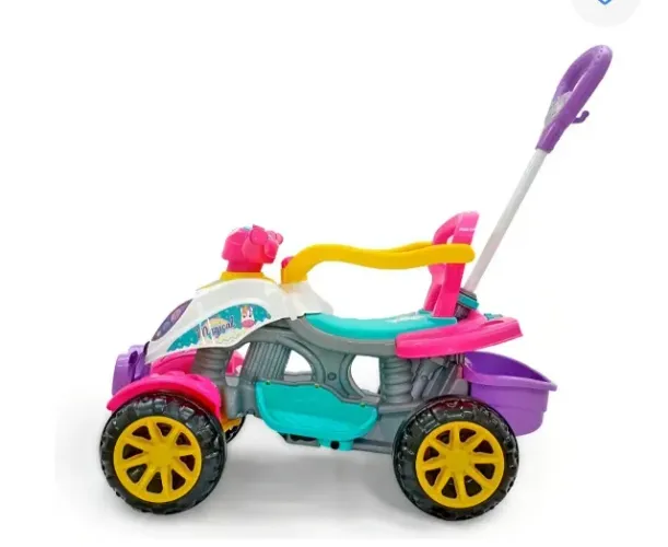 Carrinho de brinquedo