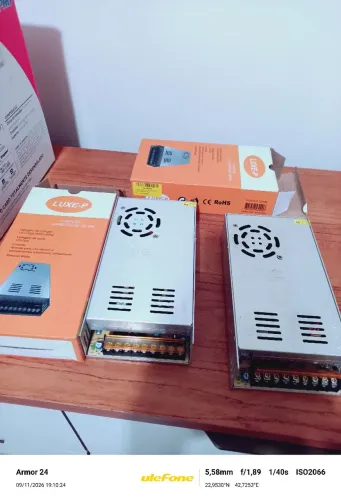 2 FONTES 12 VOLTS 30 AMPERES 360 WATTS 2 NOVA NA CAIXA E OUTRA SEMI NOVA