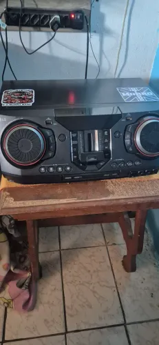 Som.lg cl98 3500 wats de potência