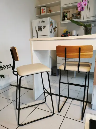 Banquetas alta courino branco
