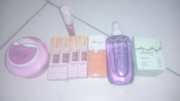 Vendo esses produtos de pele cabelo rosto e labios