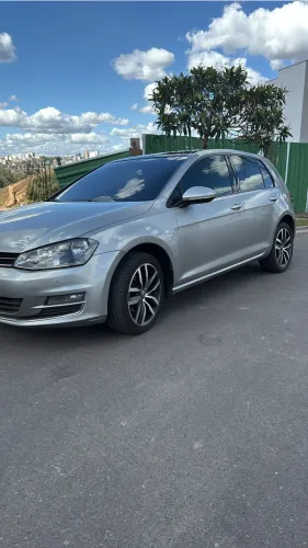Volkswagen Golf Highline 1.4 TSI 140cv Aut. 2015