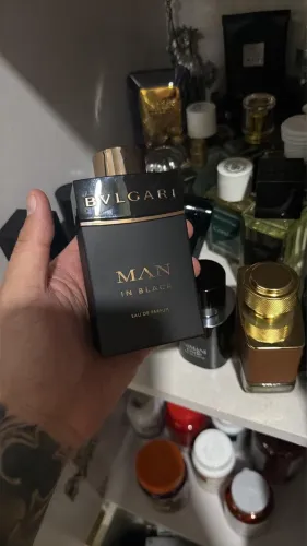 Men in black