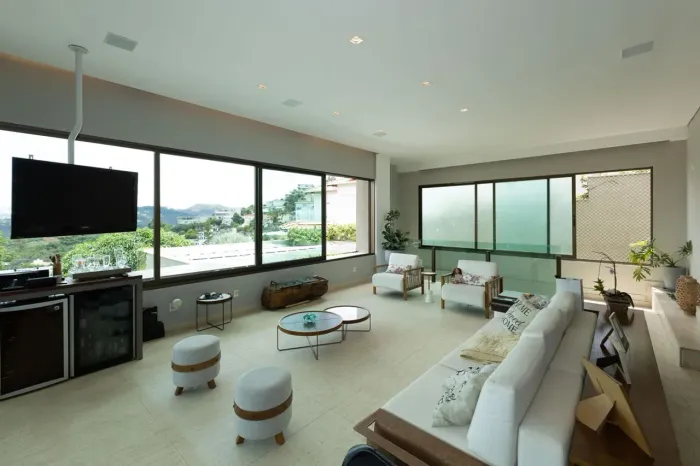 Casa à Venda - Vila Castela, 4 Quartos, 500 m2