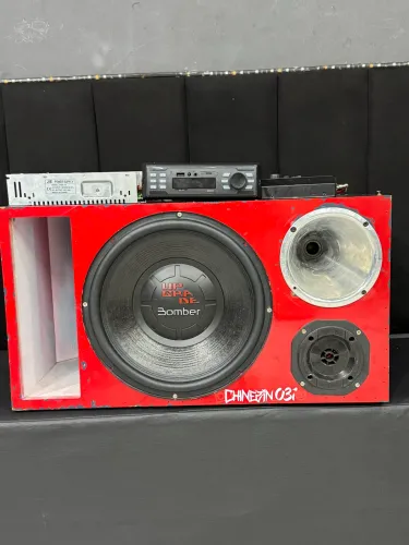 Vendo caixa de som trio de 12
