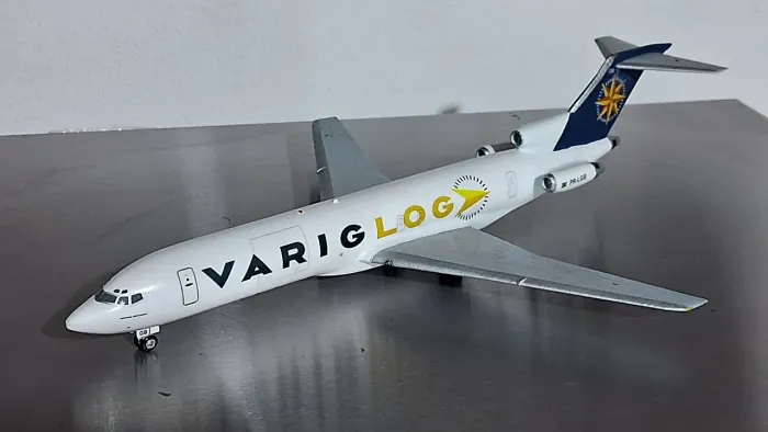 Miniatura maquete boeing 727-200 Variglog Varig