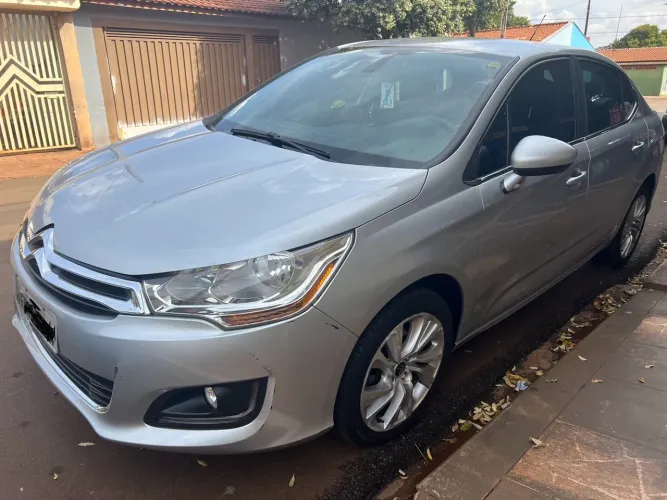 Citroen C4 Lounge Tendance 2.0 Flex 4P Aut. 2015