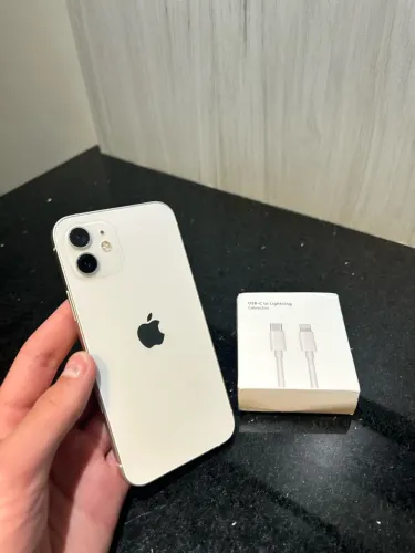 iPhone 12 - 64gb