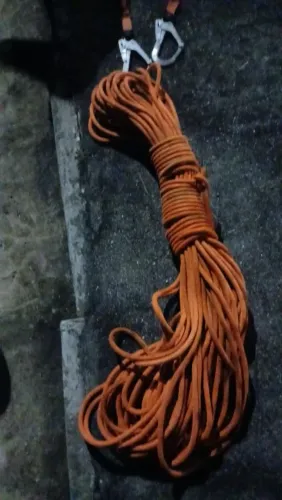 Equipamentos para rapel profissional 