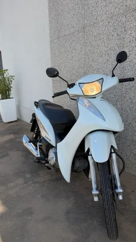 BIZ 125
