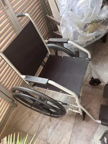 Cadeira de rodas Jaguaribe 